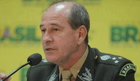 Ministro da Defesa, Fernando Azevedo, pede demissão; O segundo a sair no mesmo dia