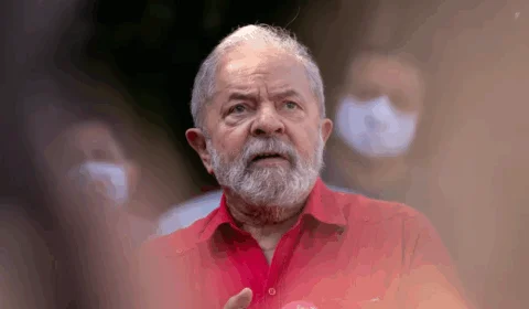 “Fui vítima da maior mentira jurídica em 500 anos”, diz Lula durante pronunciamento
