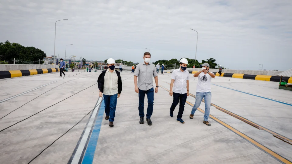 Crea-AM aponta ‘falhas nos preceitos básicos das boas práticas de Engenharia’ na obra do viaduto do Manoa