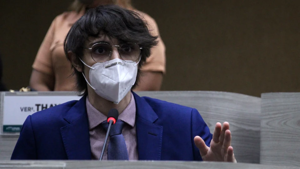 Amom denuncia fake news de assessores de vereadores da CMM