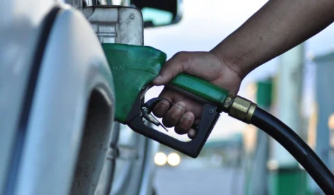 Governo e ComSefaz afirmam que aumento no valor dos combustíveis não tem nada a ver com alteração do ICMS