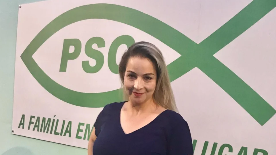 Carol Braz deixa política e volta pra Defensoria Pública para se dedicar à defesa das mulheres