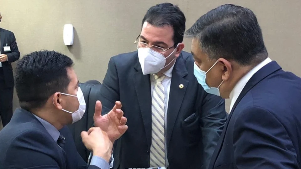 Em quase 800 dias, Péricles, Wilker e Dermilson apresentaram apenas 97 PLs, na ALEAM