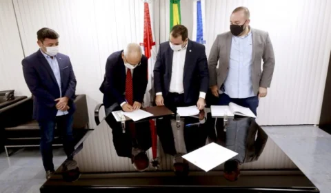 Angelus Figueira assume como deputado estadual