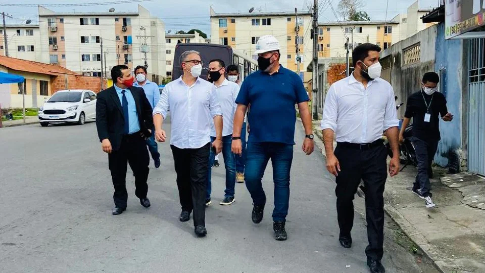 Lissandro Breval e Dr. Eduardo Assis fiscalizam revitalização no Viver melhor 1ª e 2ª etapa