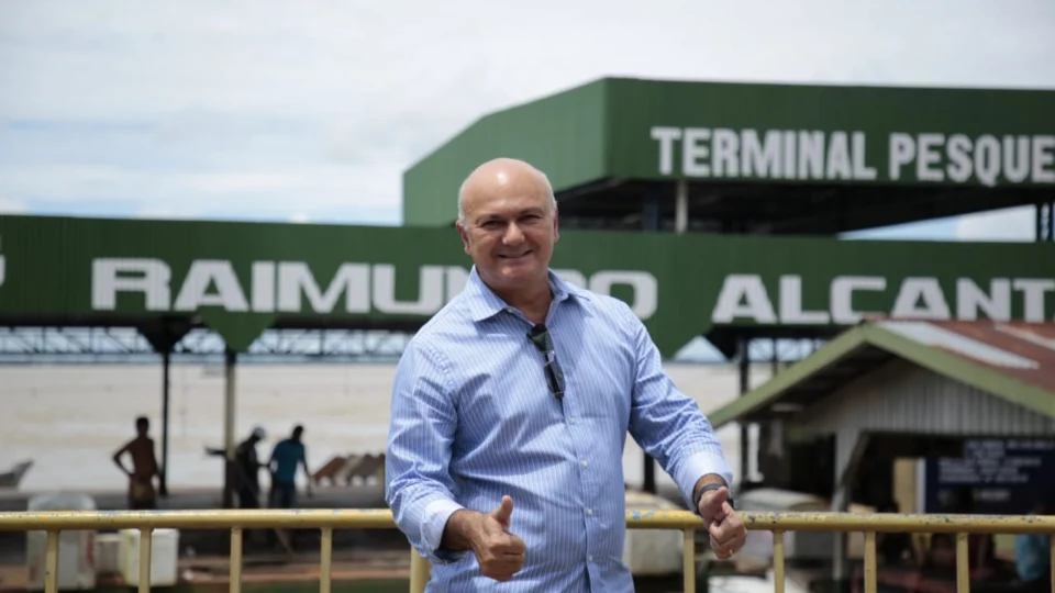 Apesar de conflitos partidários, Coronel Menezes confirma pré-candidatura à prefeitura de Manaus