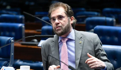 Senador Plínio Valério quer melhorar interlocução do Senado com o cidadão
