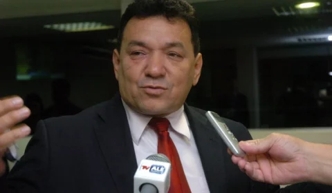 Tony Medeiros renuncia vice-prefeitura de Parintins para assumir vaga na Assembleia Legislativa