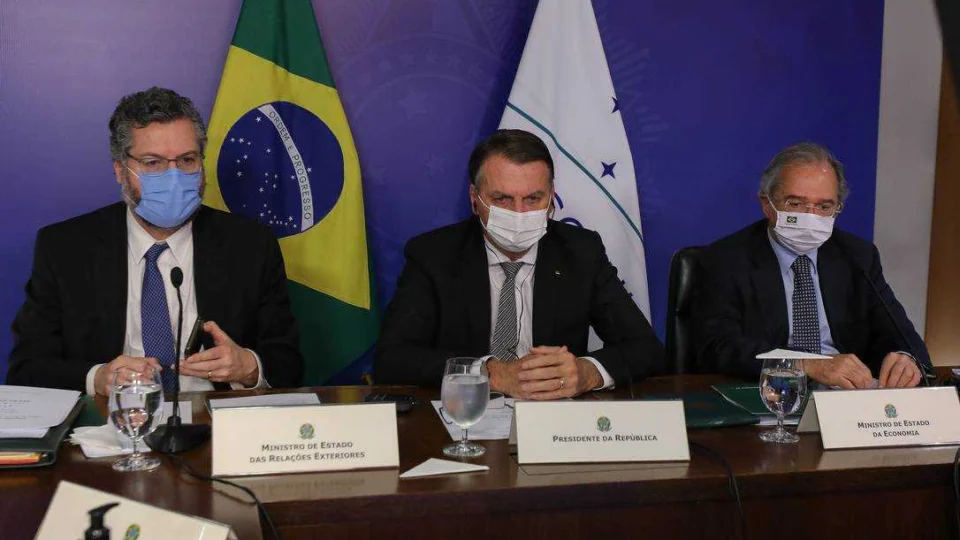 Em reunião do Mercosul, Bolsonaro defende ampliação do comércio com países fora do bloco