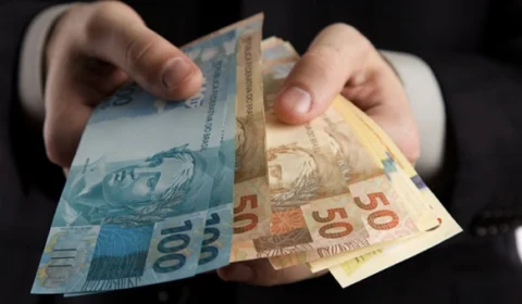 Prorrogação de auxílio emergencial para artistas segue para sanção de Bolsonaro