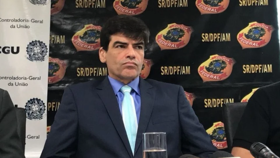 Superintendente da PF no Amazonas rebate críticas do ministro Ricardo Salles