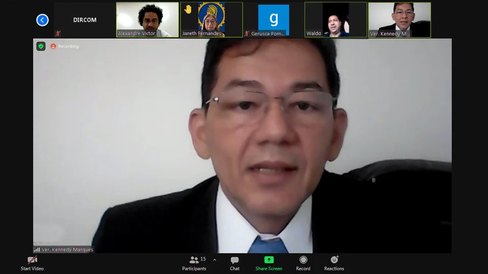 Câmara cobra registro no CREA-AM de empresa acusada de poluir Lago do Aleixo