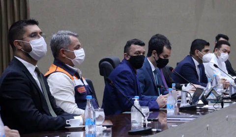 Vereador de Manaus sugere remanejamento de recursos da compra de vacinas contra Covid para enchentes