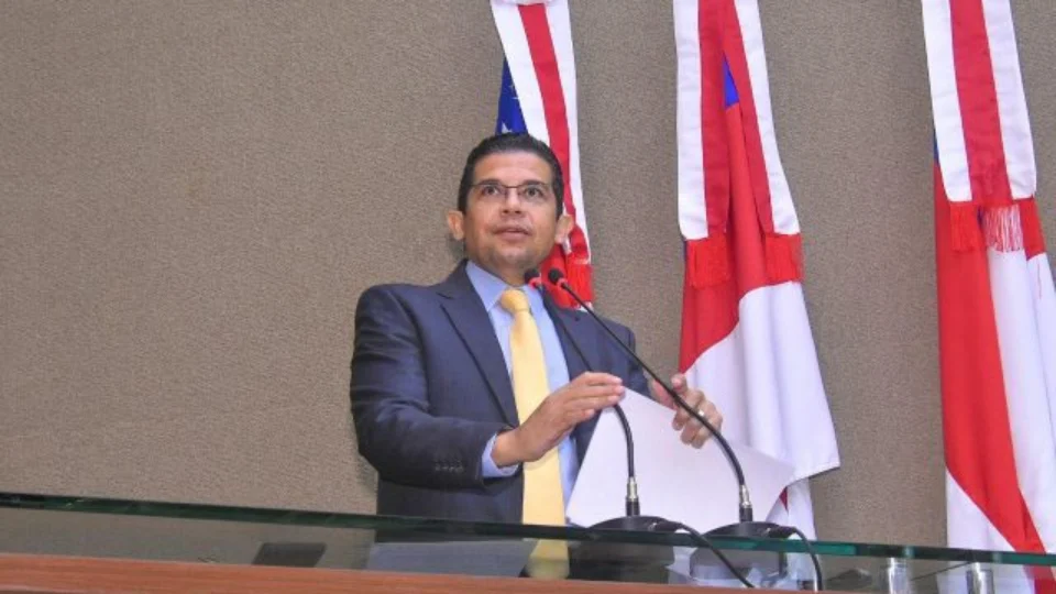 Deputados instituem Dia Estadual de Oração e Jejum pelo Amazonas