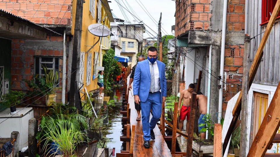 Vereador solicita Auxílio Enchente de R$ 300 para famílias manauaras
