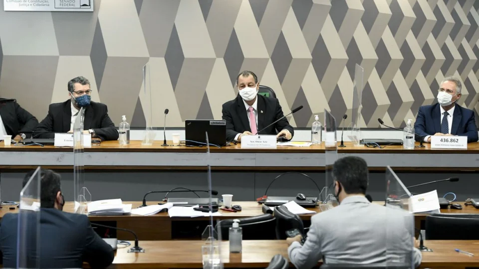 Ernesto Araújo diz à CPI da Pandemia que não houve atritos com a China
