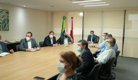 Wilson Lima reúne com representantes da indústria para debater segurança jurídica e atrair novos investimentos para o PIM