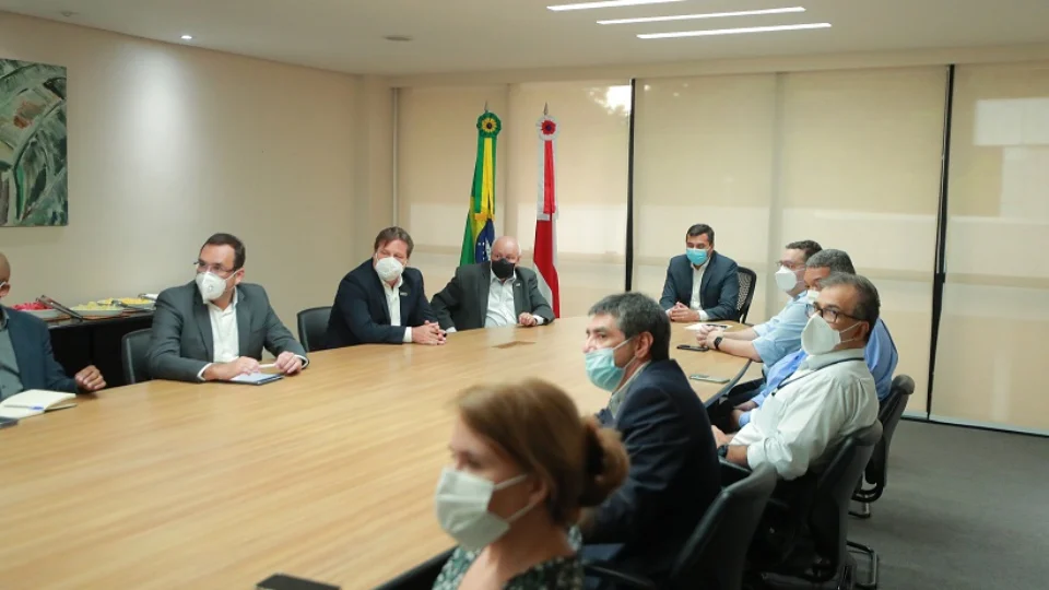 Wilson Lima reúne com representantes da indústria para debater segurança jurídica e atrair novos investimentos para o PIM