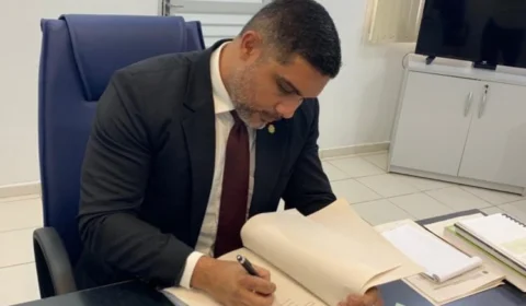 Juiz do TJAM lança livro sobre o acesso à justiça em regiões de extrema dificuldade estrutural