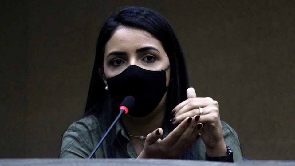 Em Manaus, PL prevê afixação do itinerário dos ônibus em suas laterais