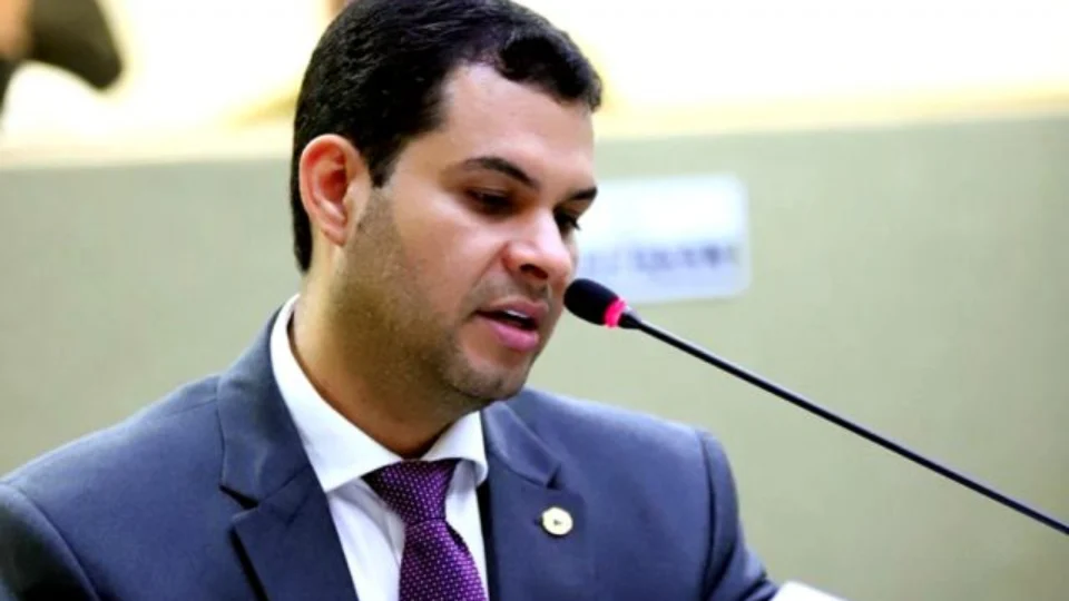 Quatro desembargadores votam contra cassação do deputado Saullo Vianna