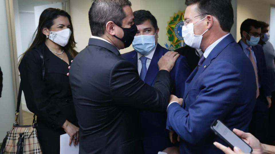 Marcelo Ramos reúne com dois ministros para liberação de recursos para o Amazonas