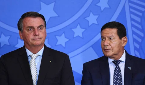 Mourão se filia ao partido Republicanos e declara “apoio irrestrito” à reeleição de Bolsonaro