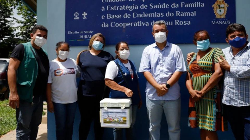Vereador Peixoto acompanha vacinação contra a covid-19 na zona rural de Manaus