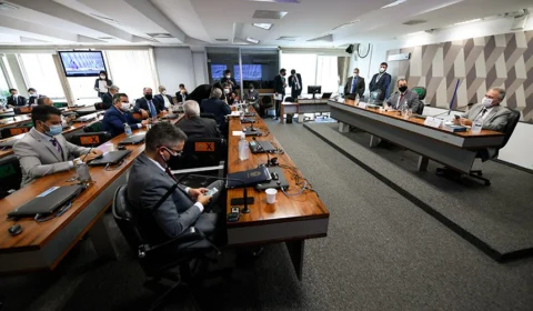 Participação da bancada feminina gera discussão na CPI da Covid