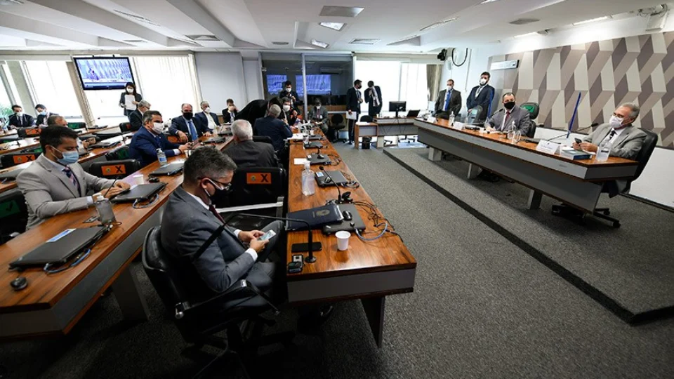 Participação da bancada feminina gera discussão na CPI da Covid