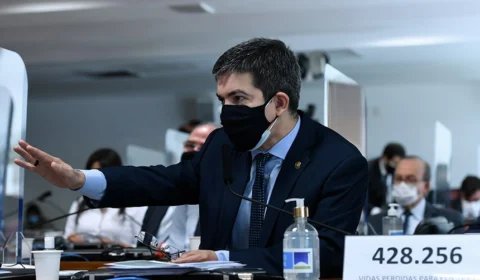 CPI da Covid vai investigar disseminação de fake news e suposta ‘guerra biológica’