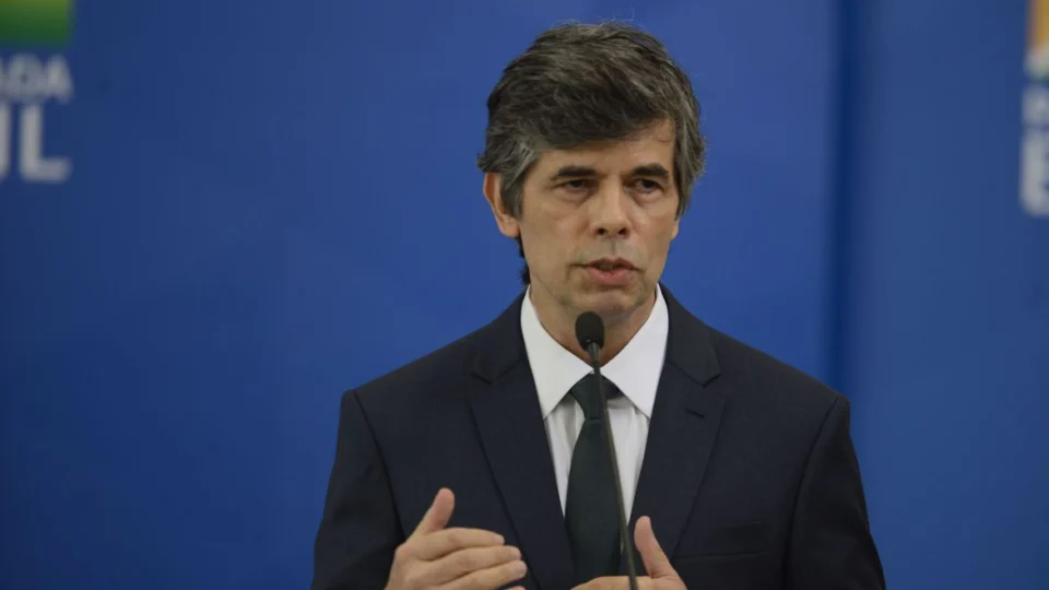 CPI da Covid: depoimento de Nelson Teich é remarcado para esta quarta (5)