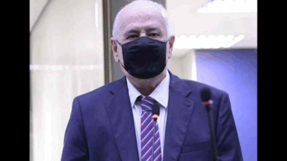 Serafim diz que ataques de senadores bolsonaristas a pesquisador da Fiocruz são infundados