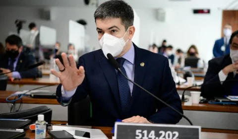 Randolfe Rodrigues apresenta pedido de prorrogação da CPI da Pandemia