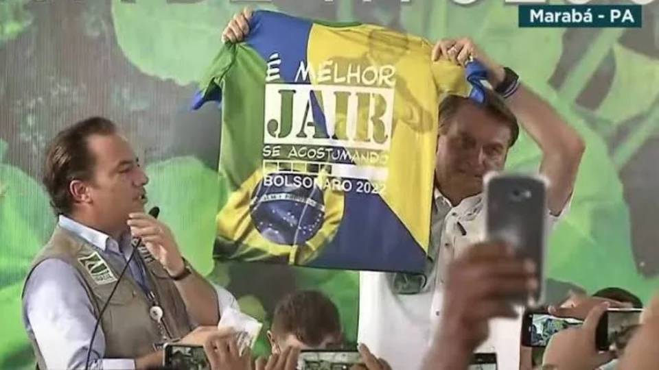 MPE pede que Bolsonaro seja multado por propaganda eleitoral antecipada