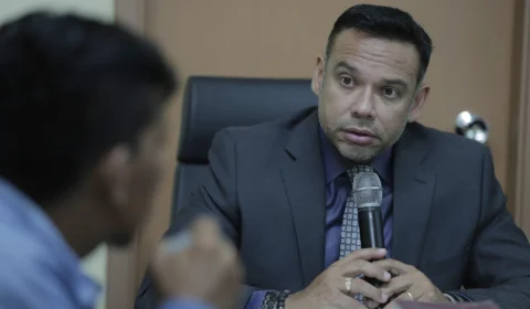 Juiz decreta sigilo no ‘Caso Flávio’ três dias após autorizar acesso a dados de aparelhos apreendidos com ex-primeira-dama