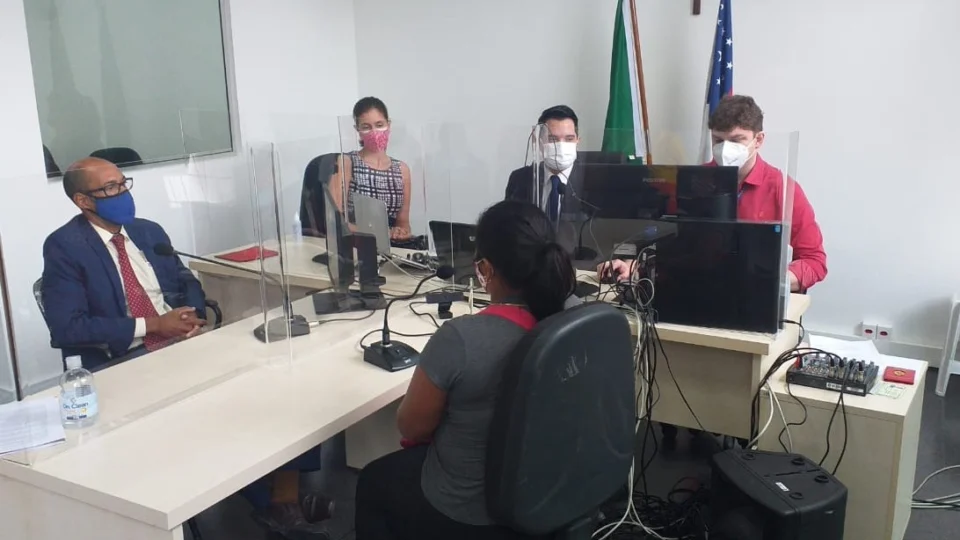 Varas do TJAM retomam audiências presenciais, com público ainda restrito devido à covid-19