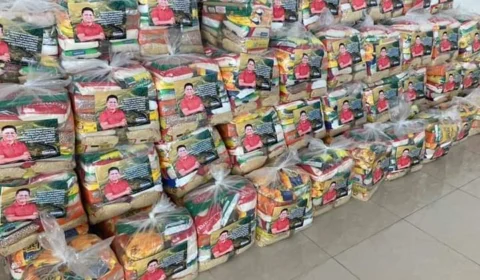 Comitê encaminha denúncia contra deputados que distribuíram rancho com suas fotos impressas