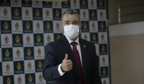 Wilson Lima atende pedido do vereador Peixoto e libera abertura de cinemas