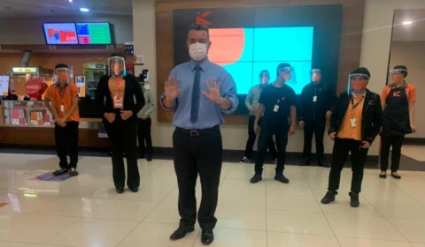 Vereador Peixoto prestigia reabertura dos cinemas em Manaus