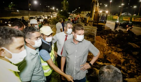 Peixoto acompanha com a prefeitura trabalhos emergenciais na Torquato Tapajós