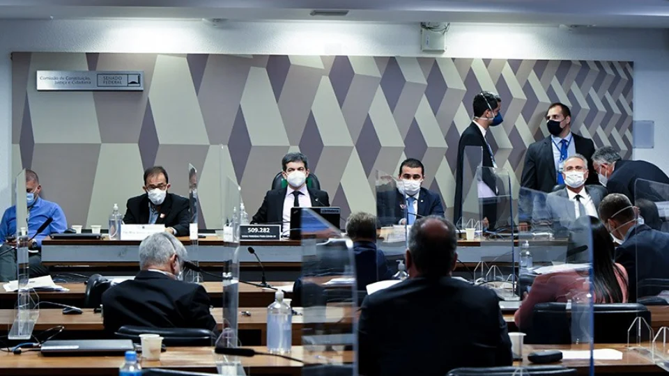 À CPI, irmãos Miranda reafirmam pressão e irregularidades na compra da Covaxin