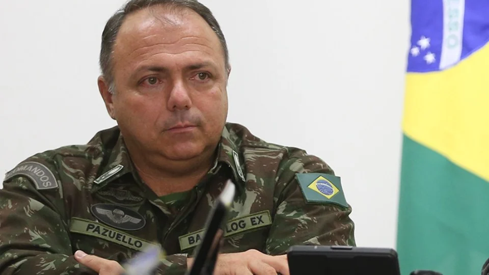 Decisão de não punir Pazuello abre precedente perigoso, apontam senadores