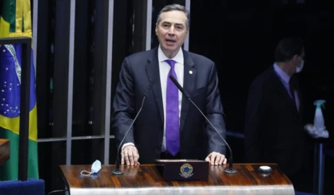 Câmara debate reforma eleitoral e voto impresso com presidente do TSE nesta quarta