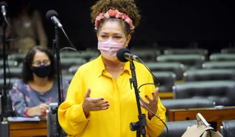 Câmara aprova criação do programa Sinal Vermelho contra a Violência Doméstica