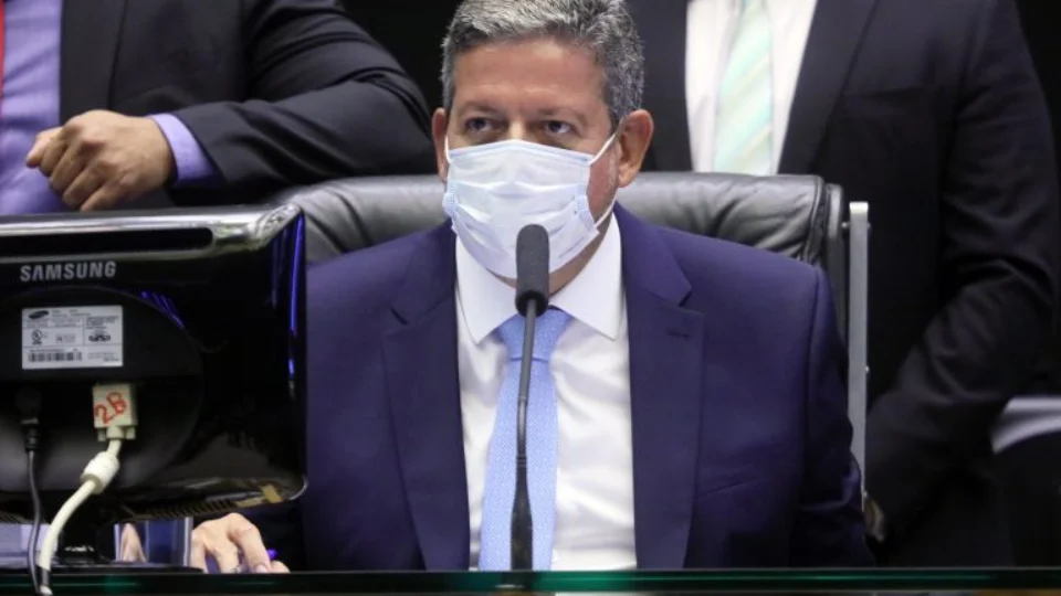 Lira deve definir relatores da reforma tributária até o fim desta semana