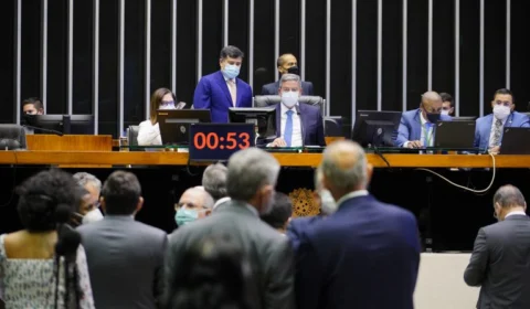 Câmara realiza sessão, nesta segunda-feira, para votar MP da Eletrobras