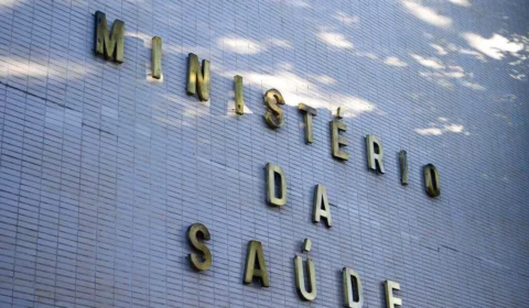 Governo federal suspende temporariamente contrato de compra da Covaxin