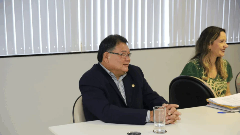 CRMV-AM comemora aprovação de PL que autoriza laboratórios veterinários a produzirem vacinas contra Covid-19