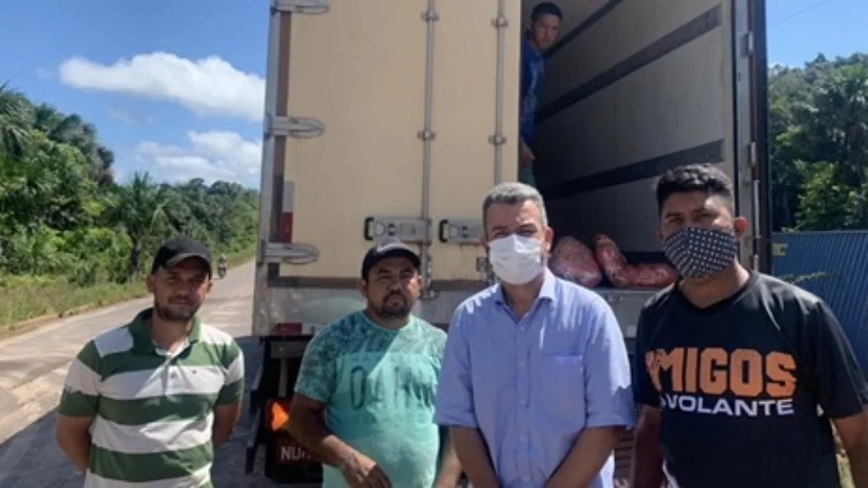 Vereador Peixoto vistoria trecho da BR-174 e constata péssimas condições da rodovia